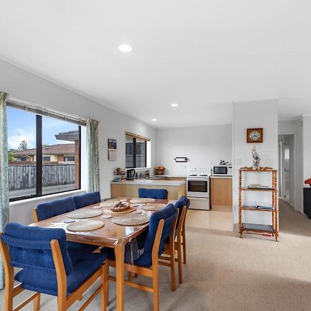 Riviera Casa - Mount Maunganui Holiday Home Zewnętrze zdjęcie