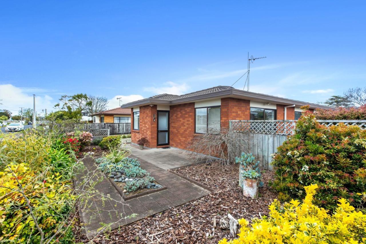 Riviera Casa - Mount Maunganui Holiday Home Zewnętrze zdjęcie