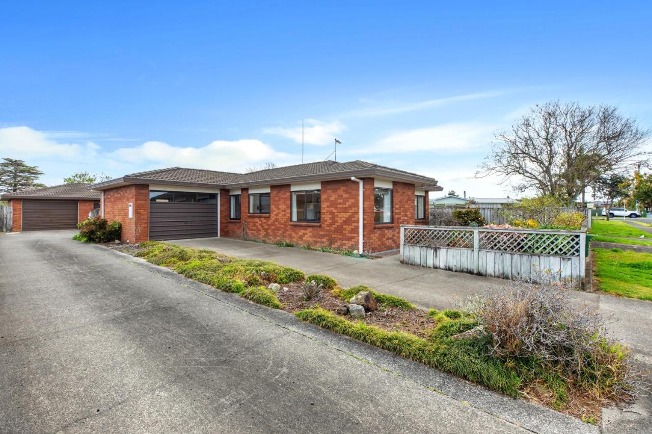 Riviera Casa - Mount Maunganui Holiday Home Zewnętrze zdjęcie